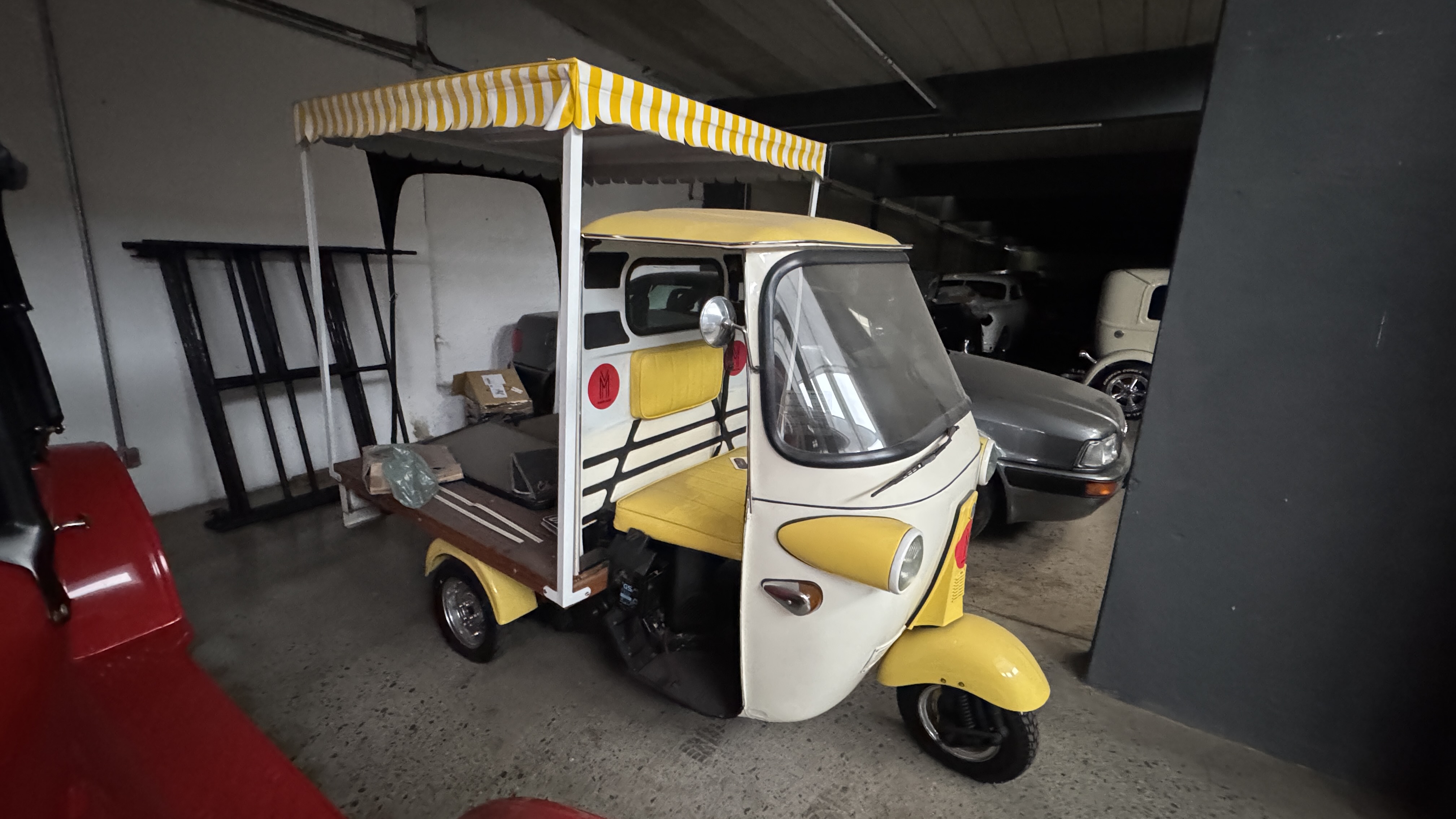 Tuc Tuc Tuc Tuc